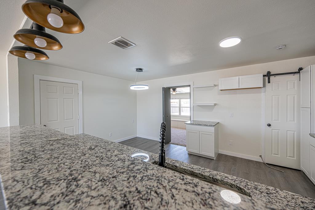 4604 Versailles Dr, Midland, Texas image 15