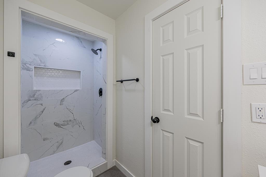 4604 Versailles Dr, Midland, Texas image 32
