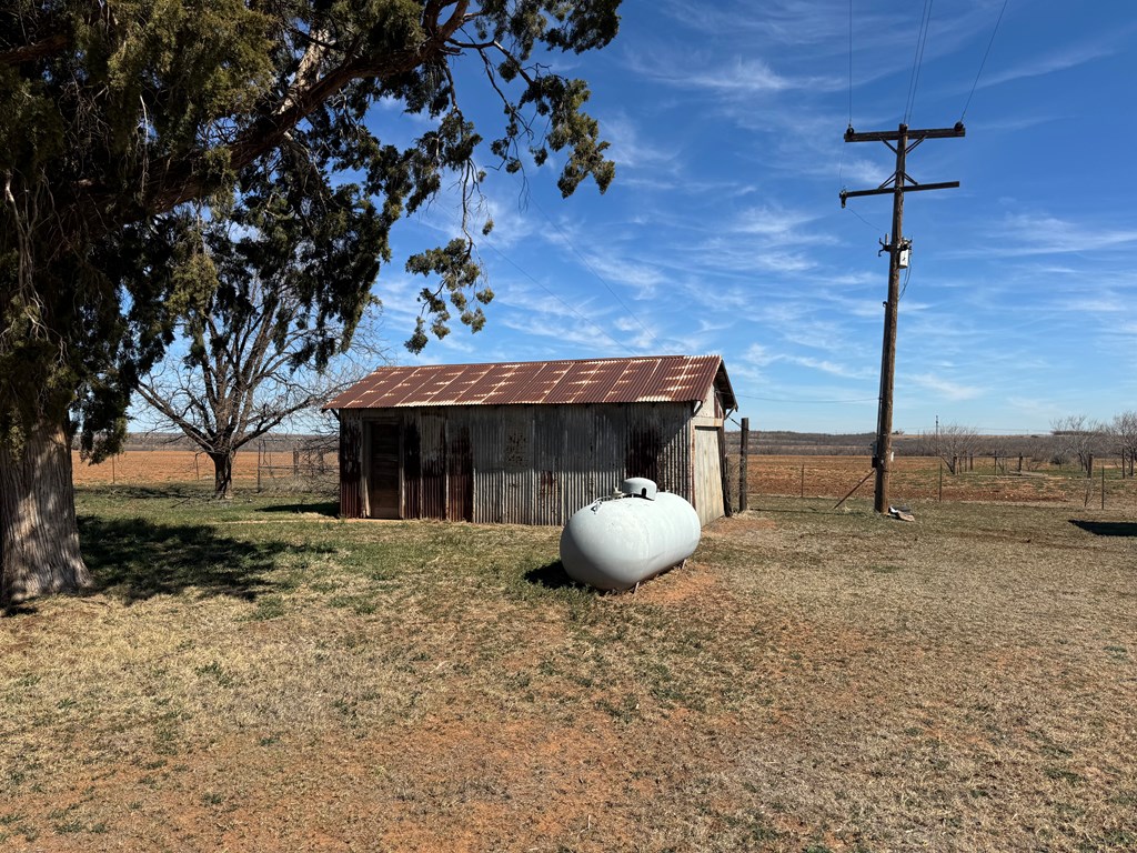 6482 County Rd 3105, Snyder, Texas image 9