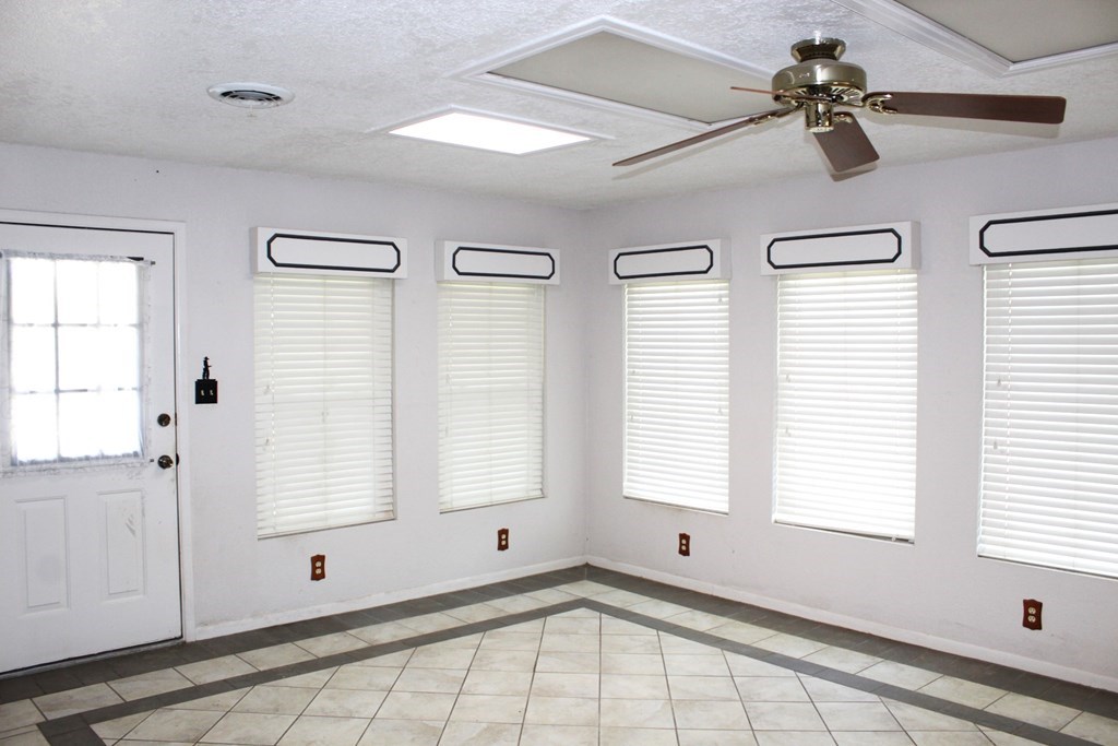 307 S Summit St, Fort Stockton, Texas image 21