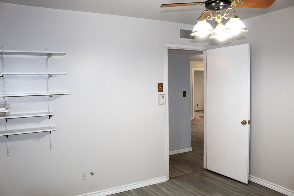 307 S Summit St, Fort Stockton, Texas image 38