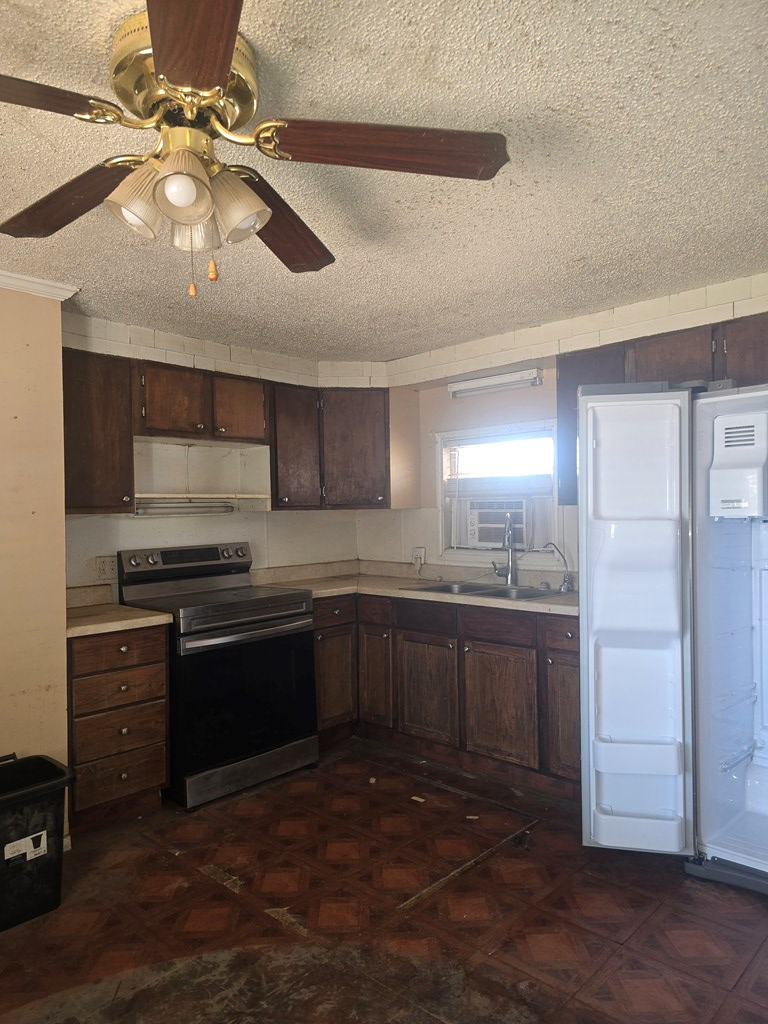 3007 S County Rd 1207, Midland, Texas image 8