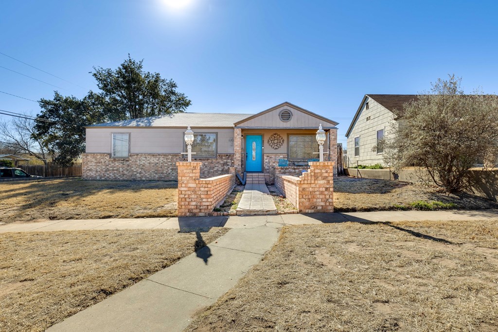 801 W 16th St, Big Spring, Texas image 2