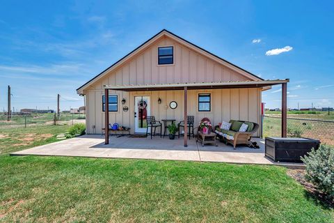 Homes For Sale - 2611 Atasco Dr<br/> Midland, TX 79705