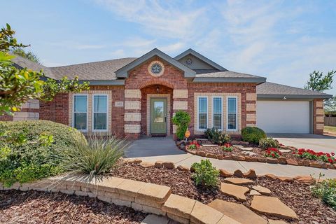 Homes For Sale - 802 E County Rd 140<br/> Midland, TX 79706