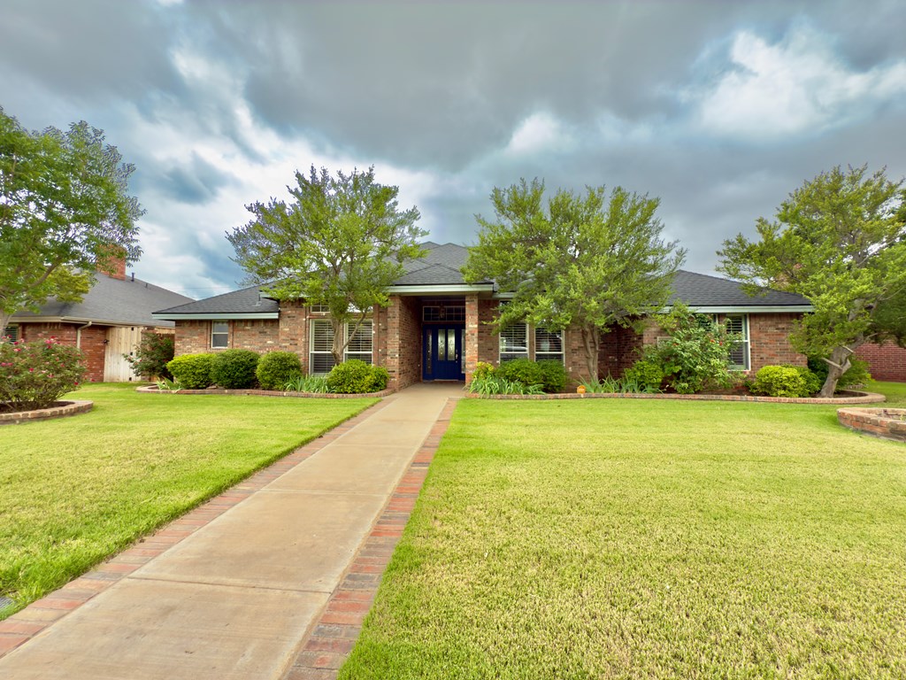 4109 Edgebrook Dr, Midland, Texas image 2