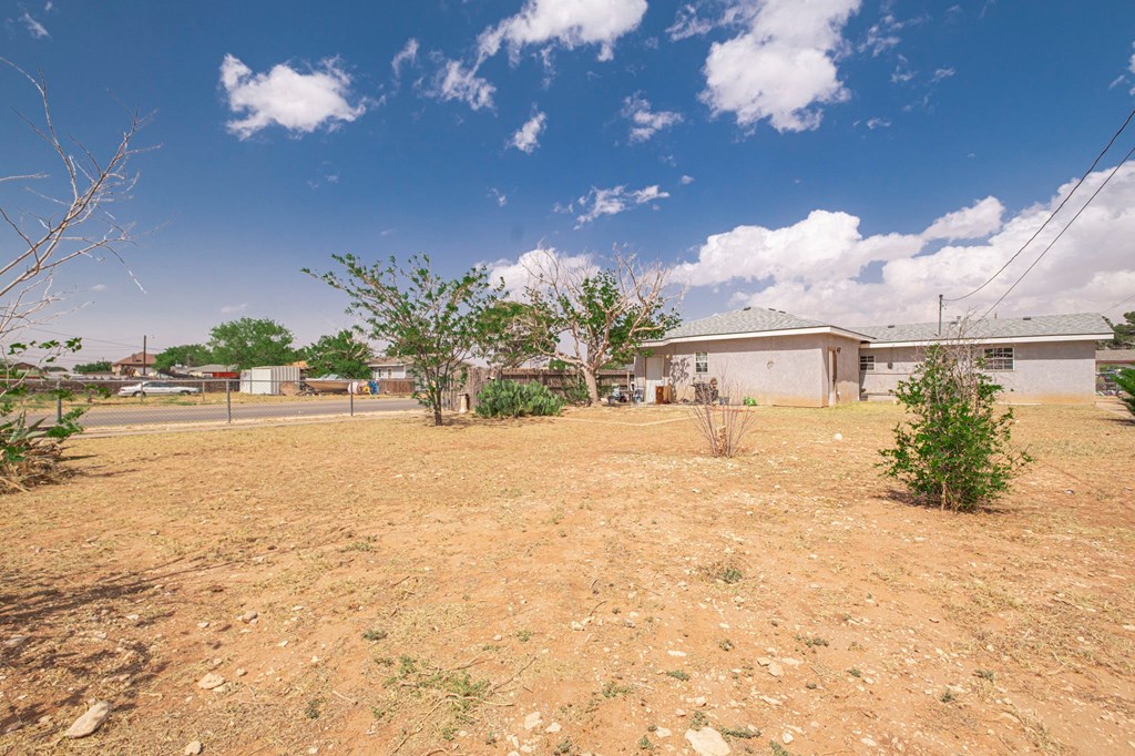 1300 S Mineola St, Midland, Texas image 45