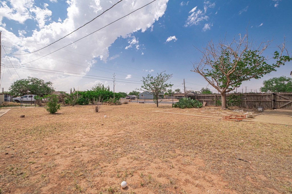 1300 S Mineola St, Midland, Texas image 43