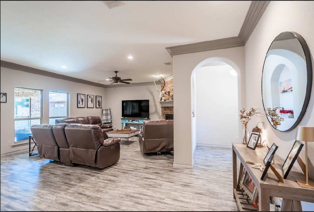 4402 Guadalupe St, Midland, Texas image 2