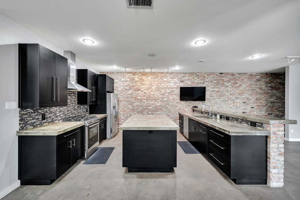 1 Lafayette Place, Midland, Texas image 14