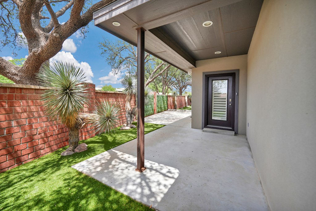 1 Lafayette Place, Midland, Texas image 3