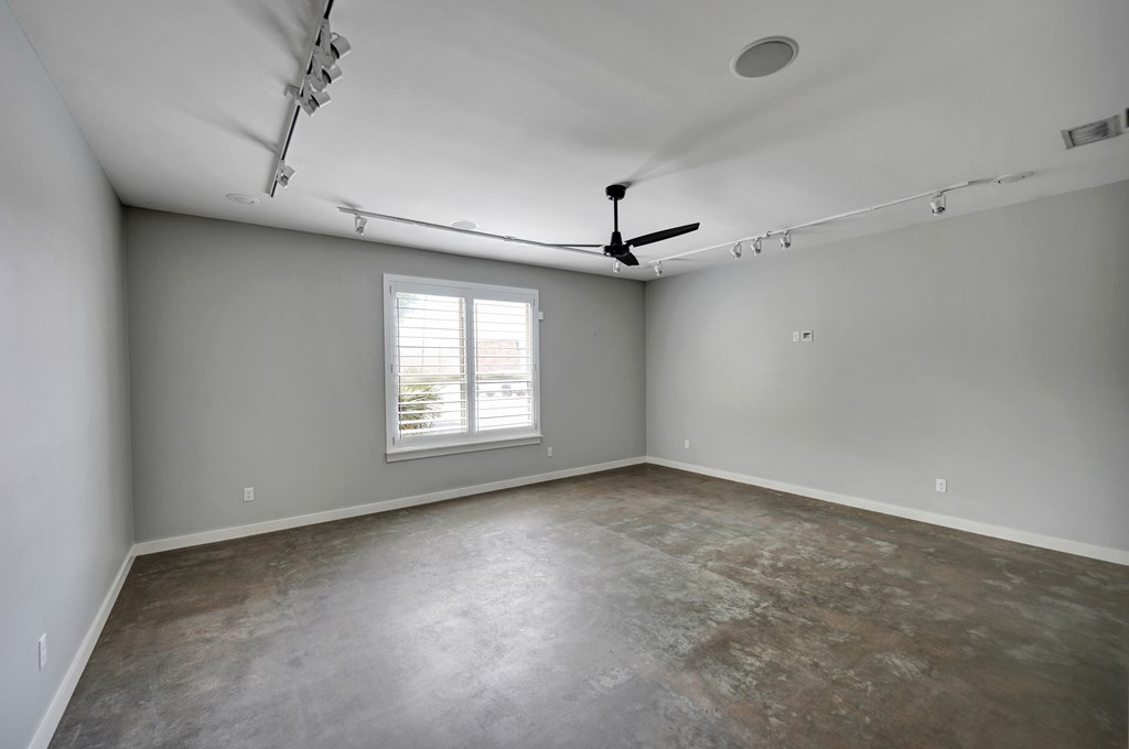 1 Lafayette Place, Midland, Texas image 24