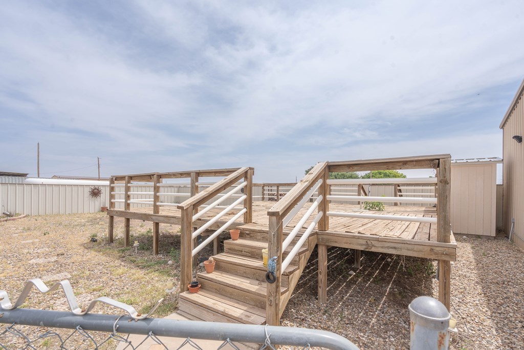 1211 W County Rd 125, Midland, Texas image 34