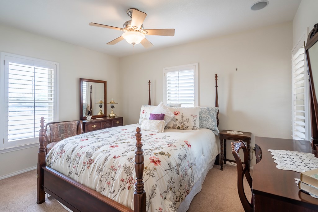 1211 W County Rd 125, Midland, Texas image 12