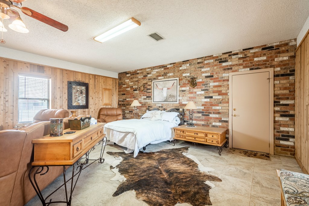 1211 W County Rd 125, Midland, Texas image 23
