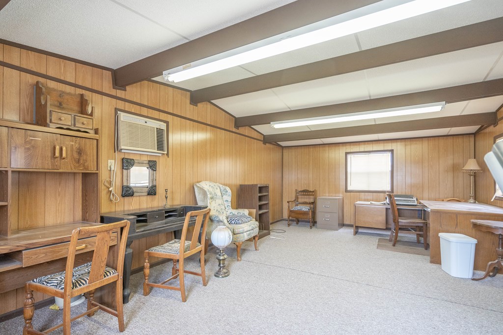 1211 W County Rd 125, Midland, Texas image 31