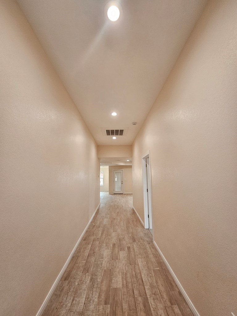 508 E Estes Ave, Midland, Texas image 6