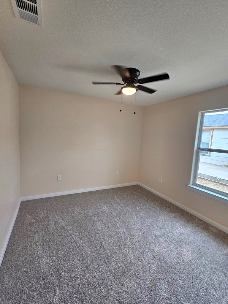508 E Estes Ave, Midland, Texas image 29