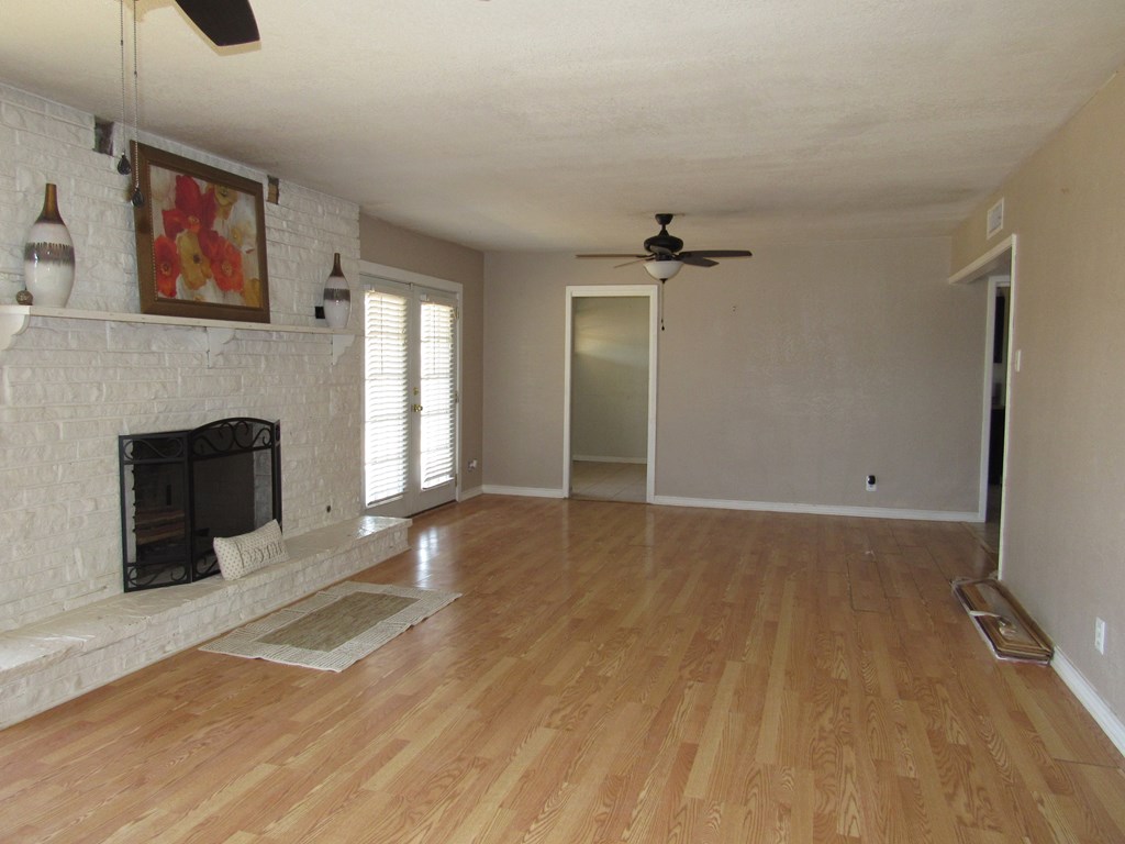 709 Sinclair Ave, Midland, Texas image 8