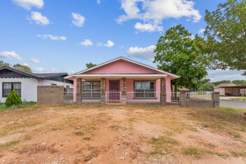 Homes For Sale - 2100 N Hancock Ave<br/> Odessa, TX 79761