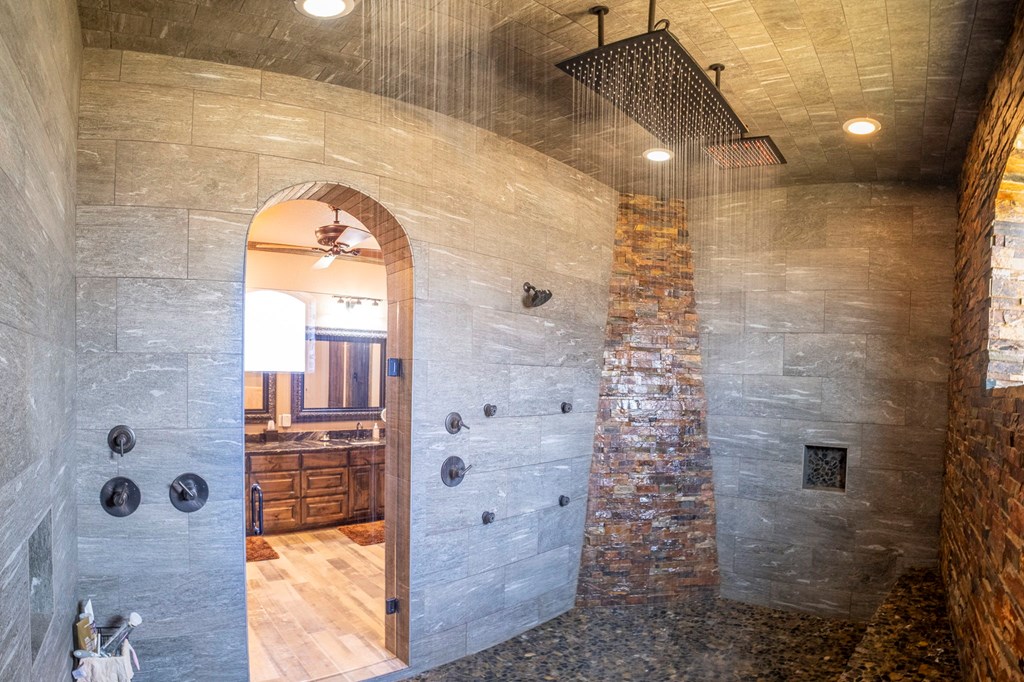 7113 E County Rd 114, Midland, Texas image 34