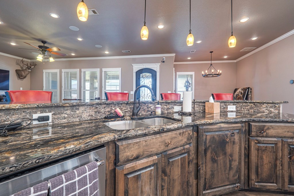 7113 E County Rd 114, Midland, Texas image 17