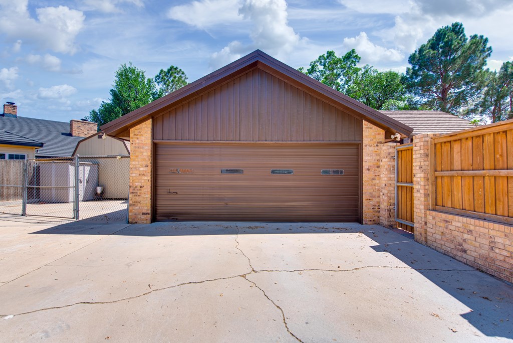 4106 Dyer Circle, Midland, Texas image 42