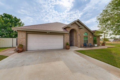 Homes For Rent - 2705 S County Rd 1068<br/> Midland, TX 79706