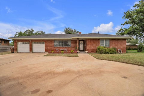 Homes For Sale - 1711 Harvard Ave<br/> Howard County, Big Spring, TX 79720