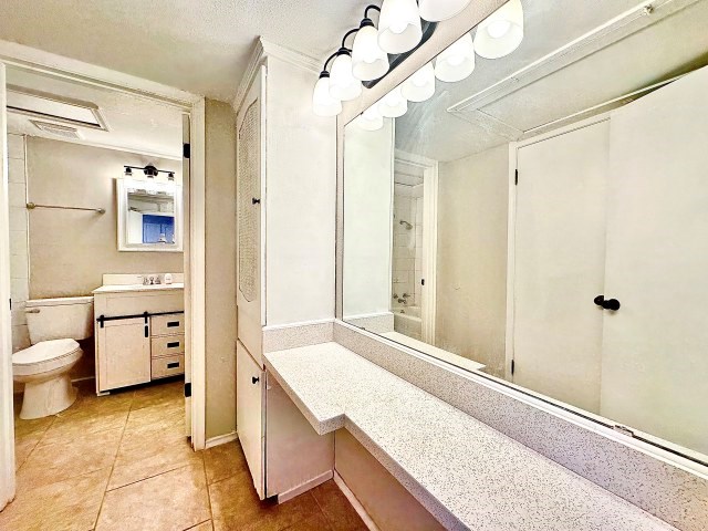 501 W Scharbauer Dr #28, Midland, Texas image 11