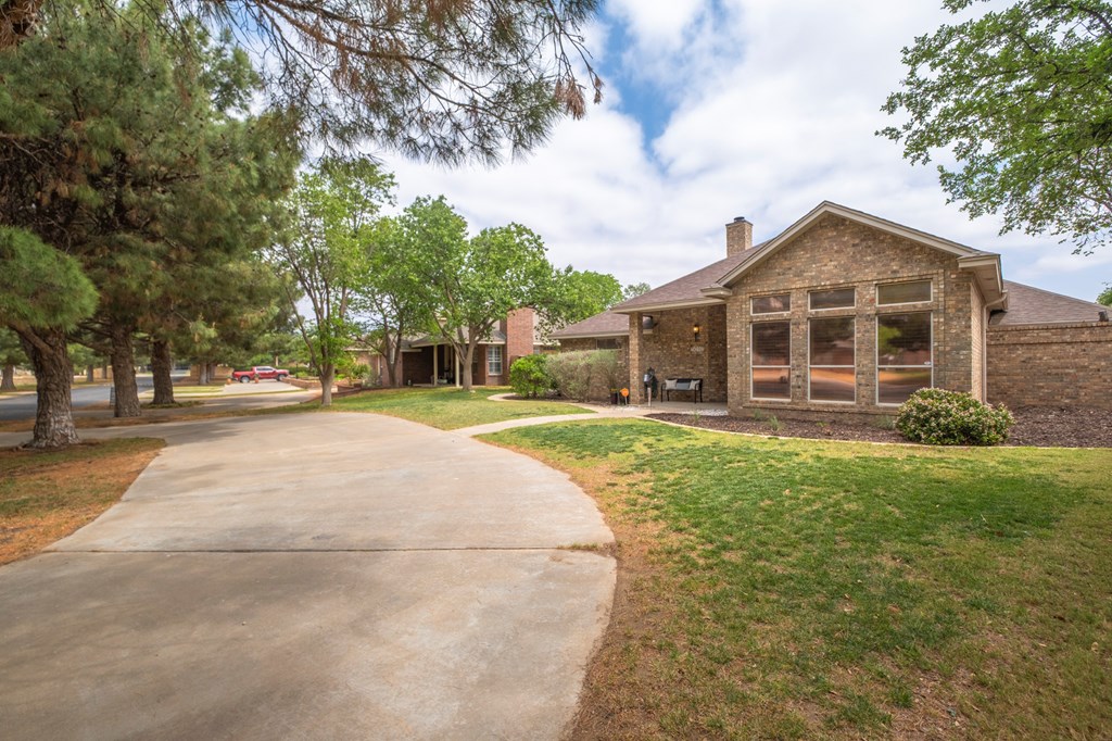 5010 Bluebird Branch Court, Midland, Texas image 4
