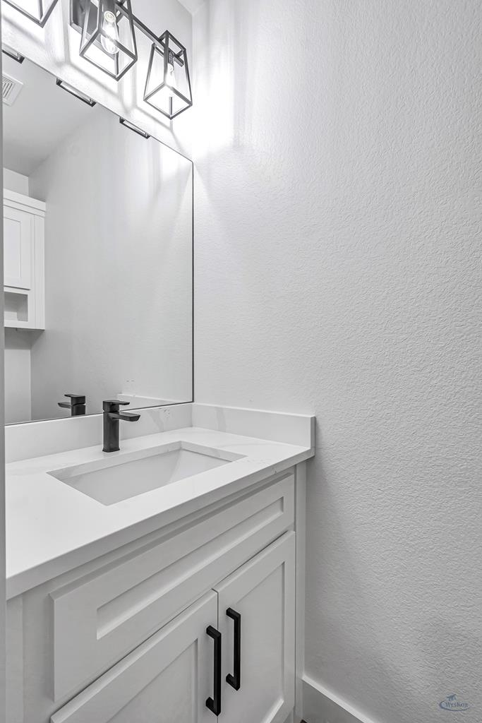 2200 S County Rd 1059, Midland, Texas image 39