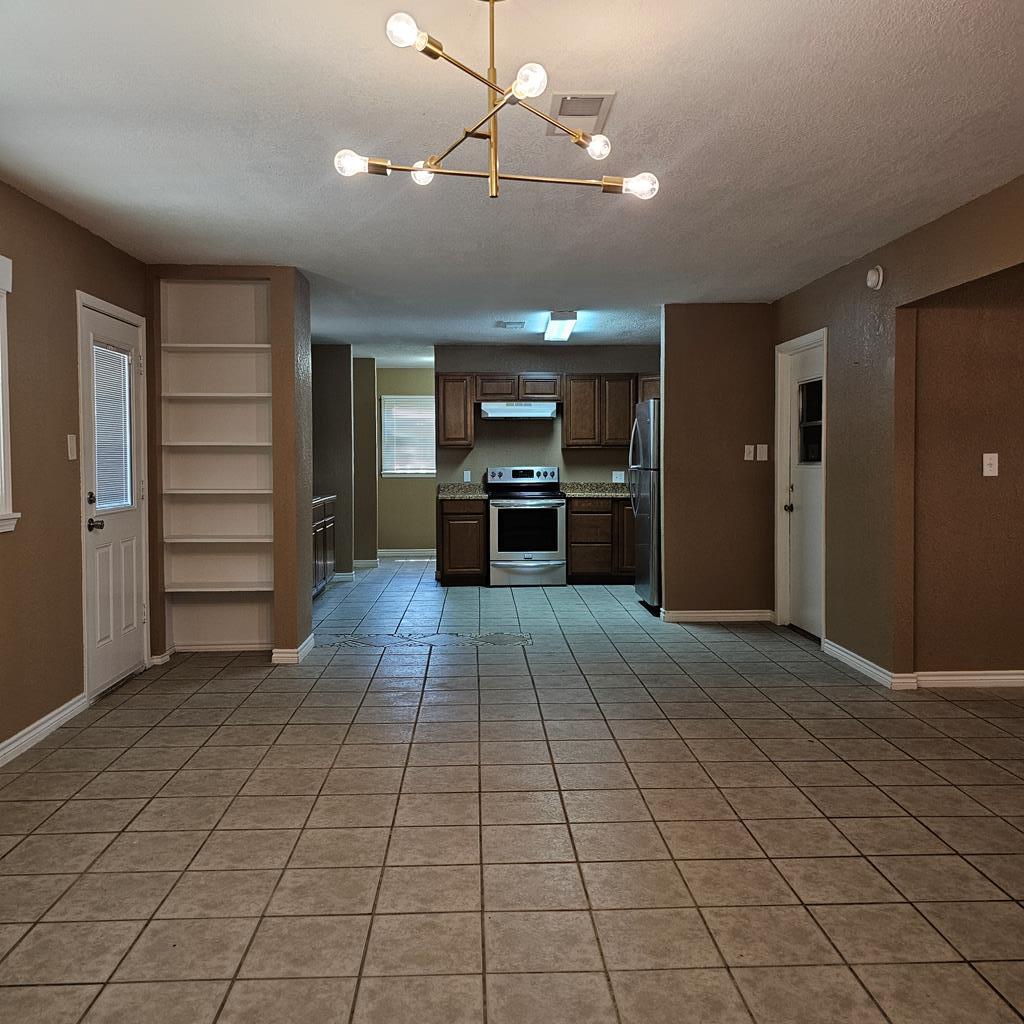 801 W Golf Course Rd, Midland, Texas image 4