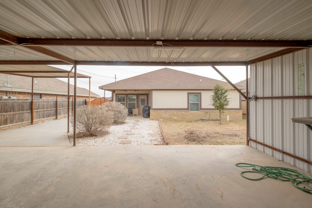 1303 E Pine Ave, Midland, Texas image 33