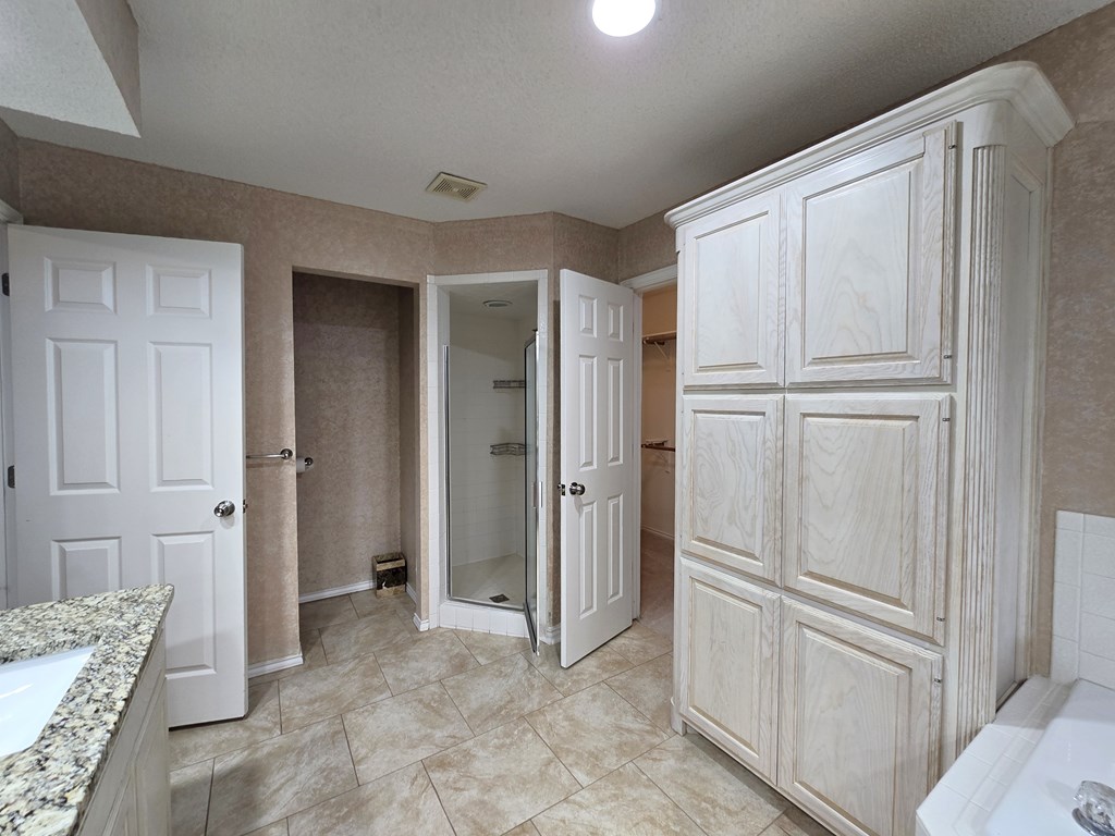 4908 Timber Court, Midland, Texas image 20