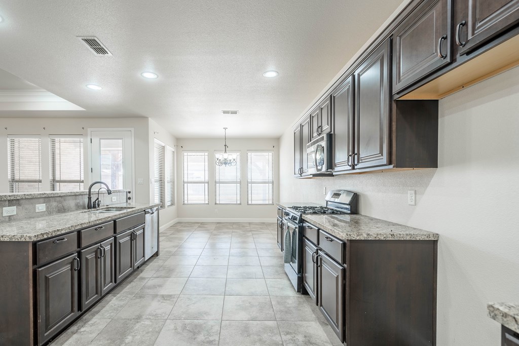 6111 Indigo Sky Ct, Midland, Texas image 11