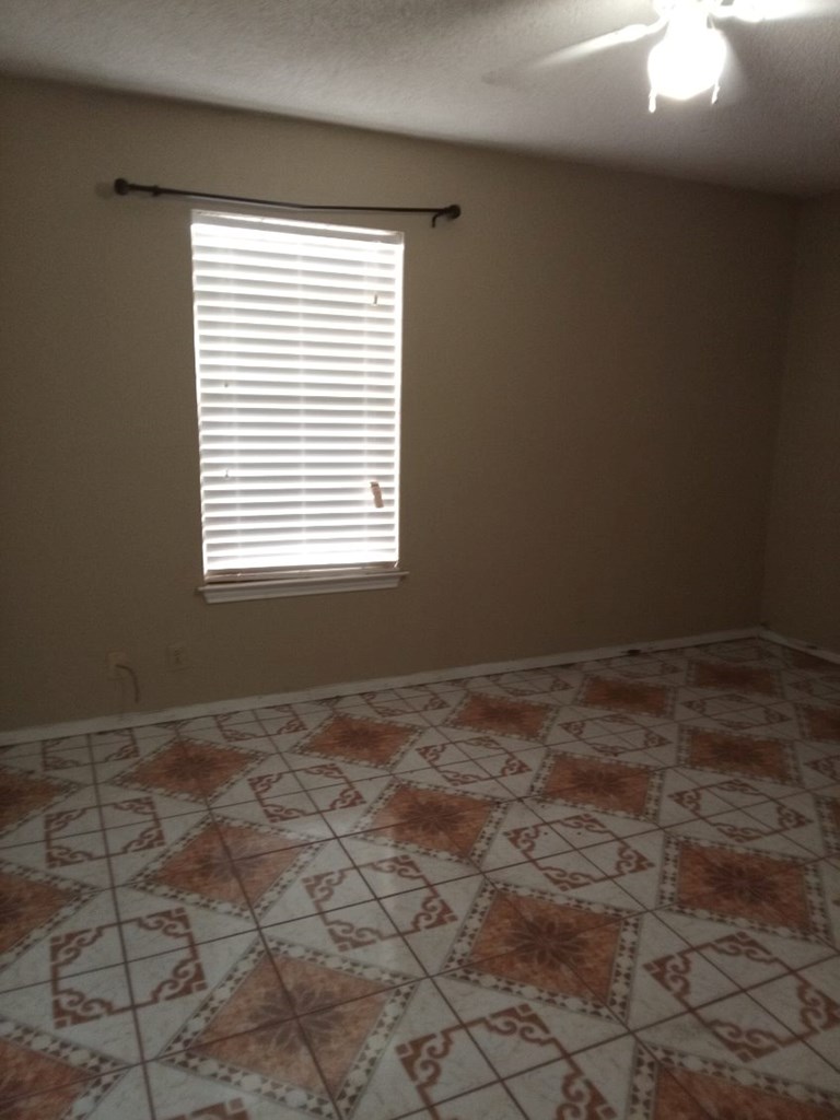 1607 E Pecan Ave, Midland, Texas image 17