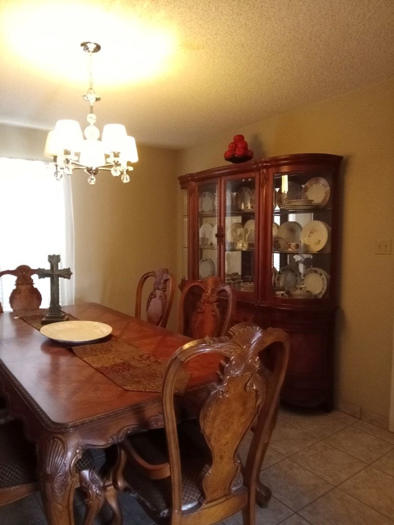 1607 E Pecan Ave, Midland, Texas image 5