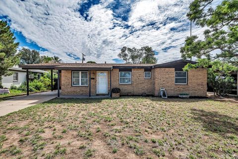 Homes For Sale - 704 S Gary Ave<br/> Ward County, Monahans, TX 79756