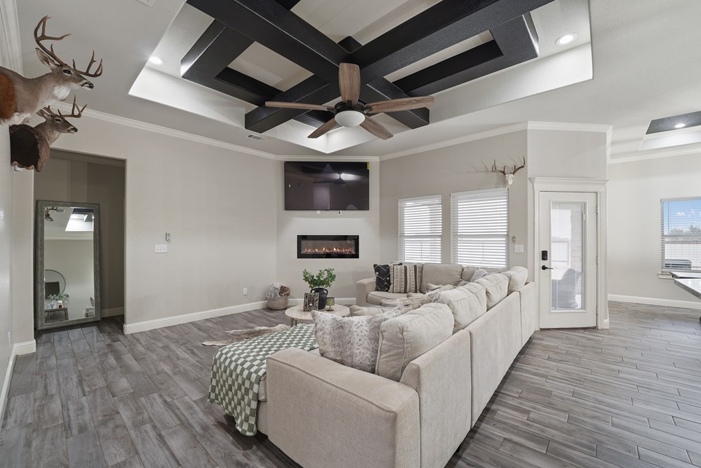 13909 E County Rd 113, Midland, Texas image 5