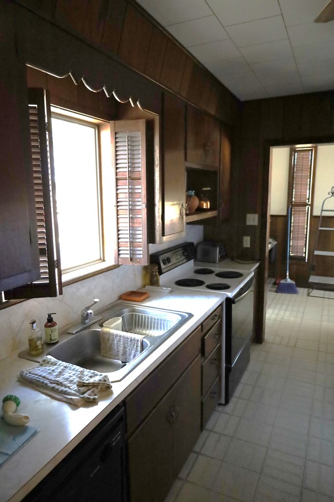 503 E Richards Street, Sanderson, Texas image 10