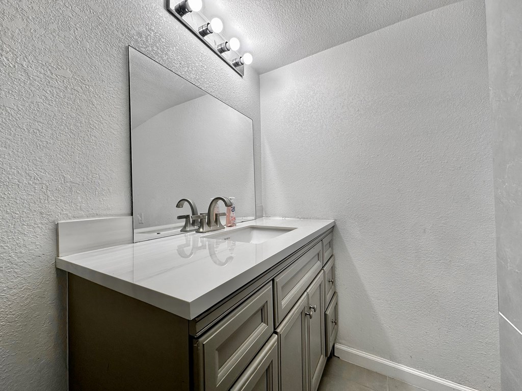 610 W Callaghan, Fort Stockton, Texas image 8