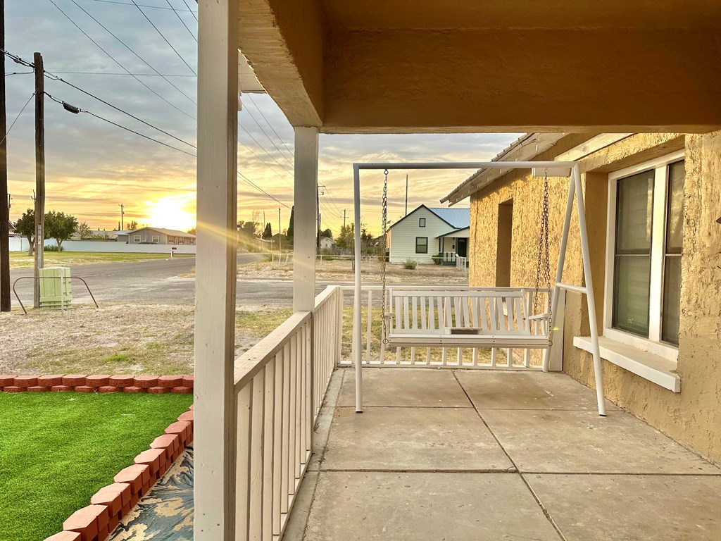 610 W Callaghan, Fort Stockton, Texas image 3