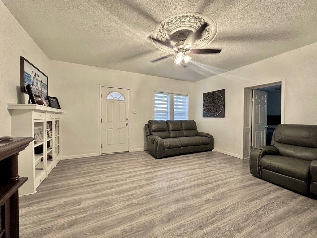 610 W Callaghan, Fort Stockton, Texas image 6