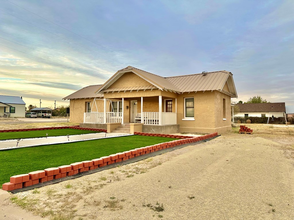 610 W Callaghan, Fort Stockton, Texas image 2
