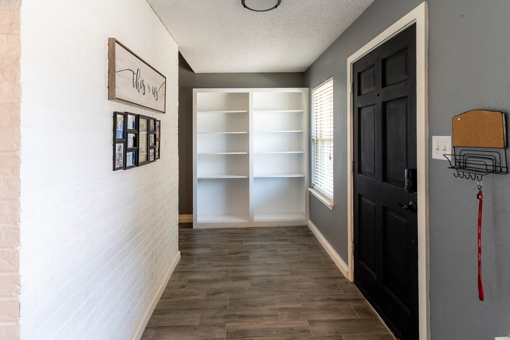 10905 E County Rd 107, Midland, Texas image 3