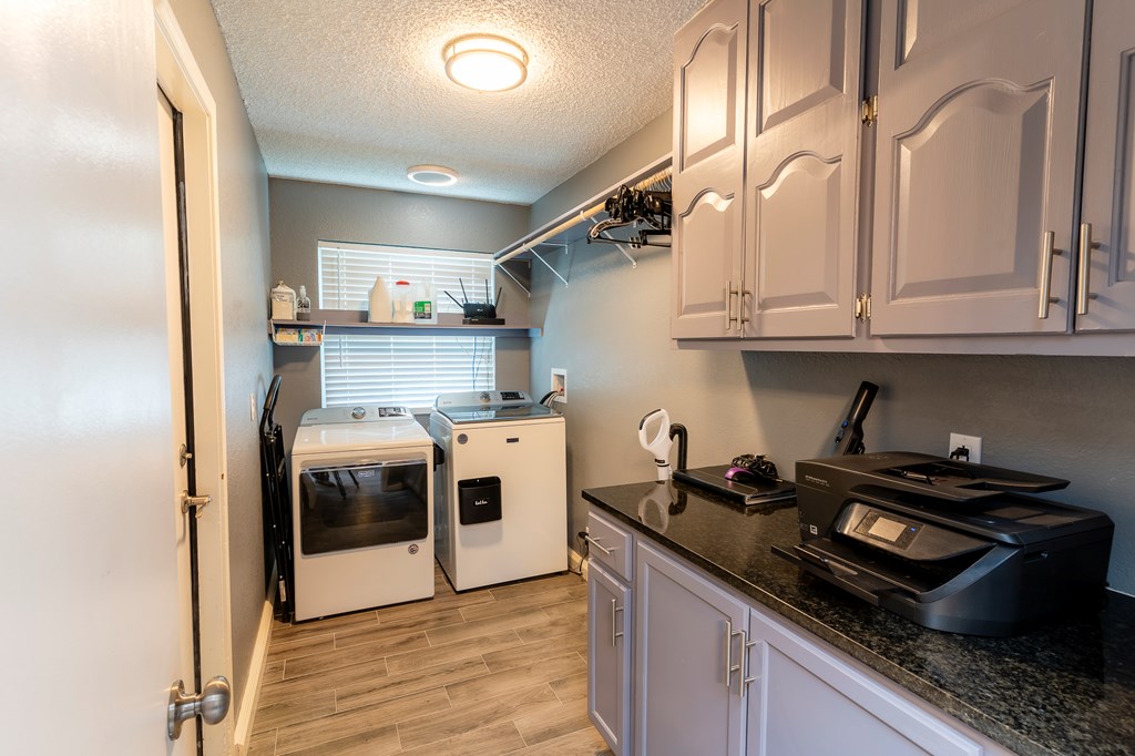 10905 E County Rd 107, Midland, Texas image 12