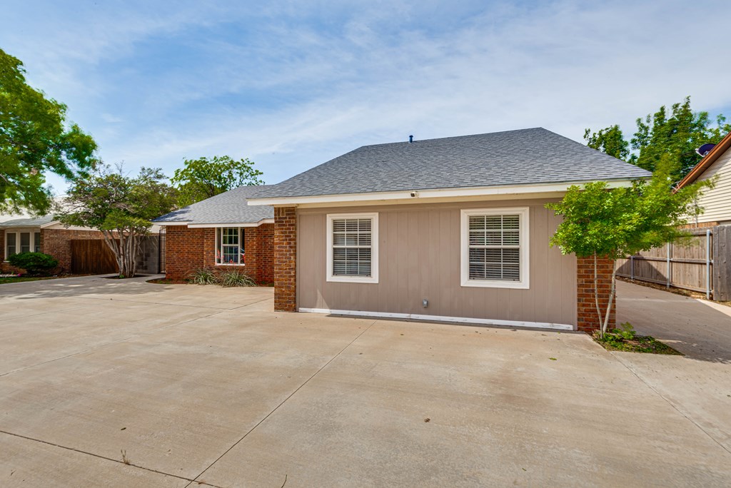 4503 Palmer Dr, Midland, Texas image 2