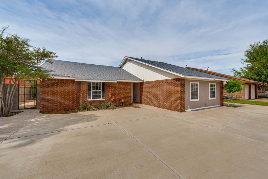 4503 Palmer Dr, Midland, Texas image 3