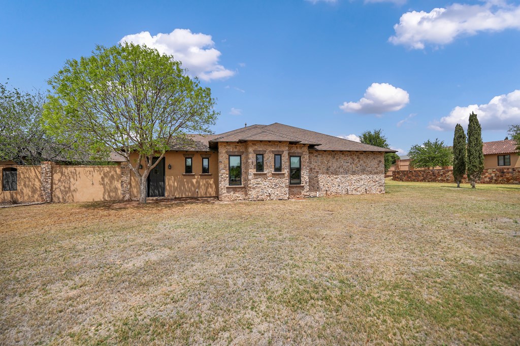 2304 Texland Circle, Midland, Texas image 6